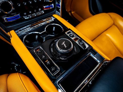 Used 2023 Rolls-Royce Cullinan image 56