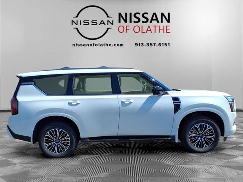 New 2026 Nissan Armada SL w/ Captain's Chari Seat Package AWD/4WD image 30