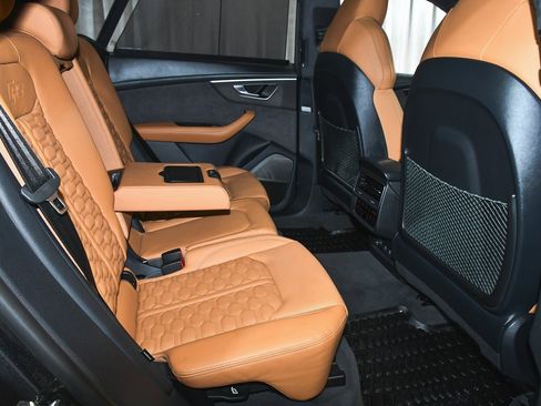 Used 2024 Audi RS Q8 w/ Black Optic Package image 80