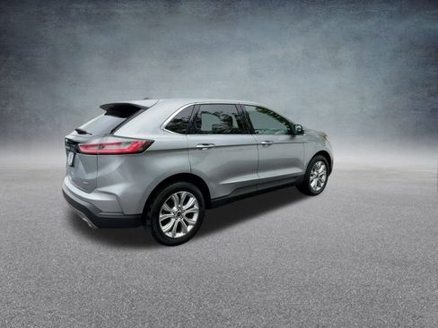 Used 2024 Ford Edge Titanium image 24