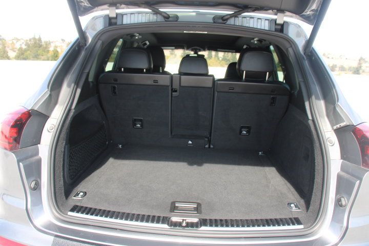 Used 2016 Porsche Cayenne AWD/4WD image 15