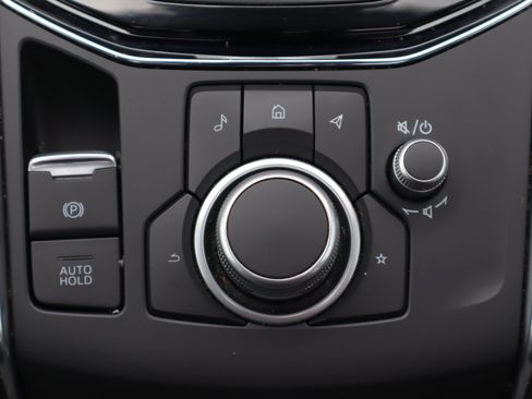 Certified 2023 MAZDA CX-5 Carbon Edition image 18