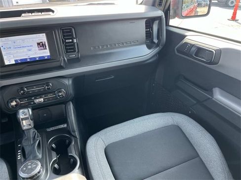 Used 2023 Ford Bronco Big Bend image 13