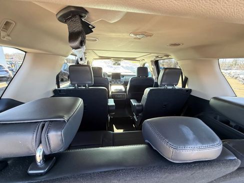 Used 2022 Ford Expedition XLT image 35