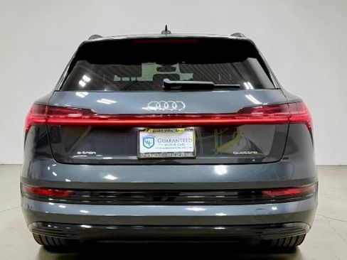 Used 2021 Audi e-tron Premium w/ Convenience Plus Package image 21