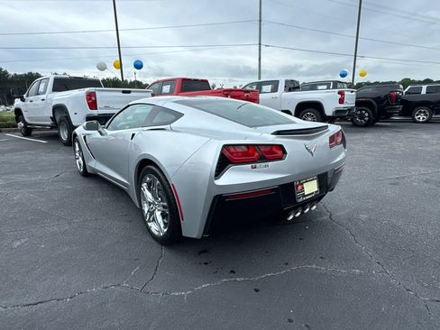 Used 2016 Chevrolet Corvette Stingray Coupe RWD image 8