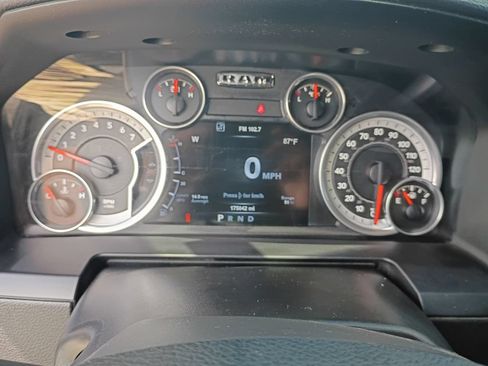 Used 2015 RAM 1500 Sport w/ Convenience Group AWD/4WD image 12