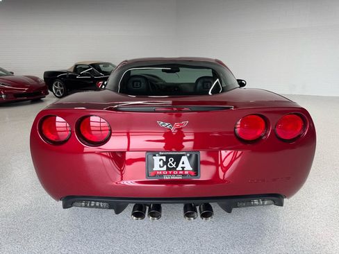 Used 2009 Chevrolet Corvette Coupe w/ Preferred Equipment Group RWD image 12
