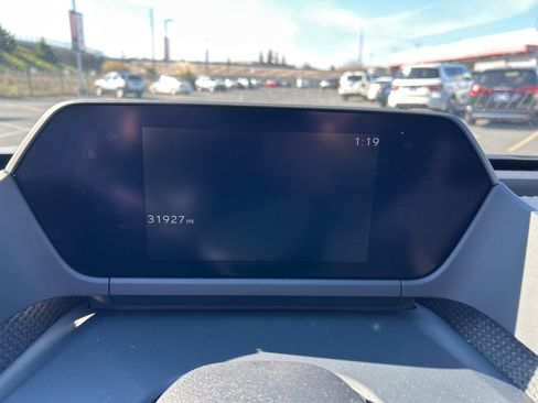 Used 2023 Toyota bZ4X XLE image 7