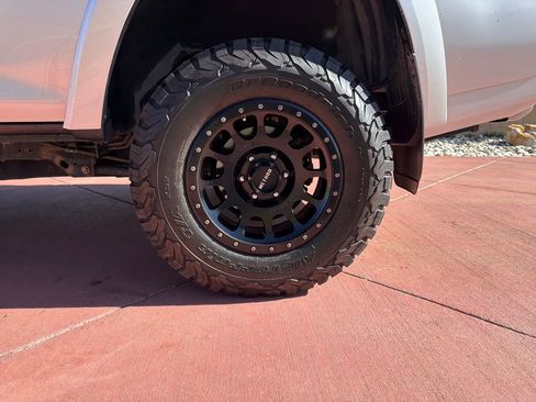 Used 2016 Toyota 4Runner Trail Premium AWD/4WD image 37