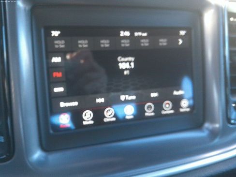 Used 2022 Dodge Challenger GT image 11