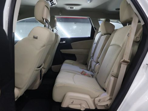 Used 2015 Dodge Journey American Value Package w/ Flexible Seating Group FWD image 15