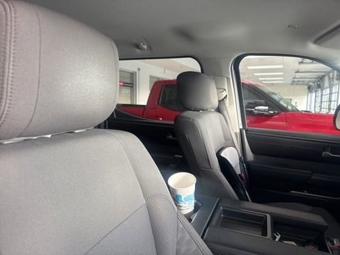 Used 2022 Toyota Tundra SR5 RWD image 8
