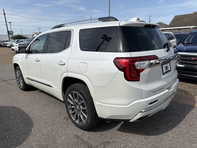 Used 2023 GMC Acadia Denali w/ Denali Ultimate Package FWD image 9