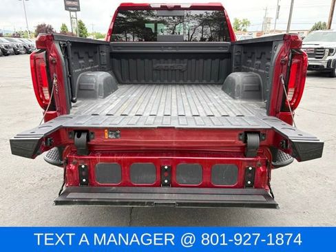 Used 2024 GMC Sierra 1500 AT4 w/ Technology Package AWD/4WD image 10