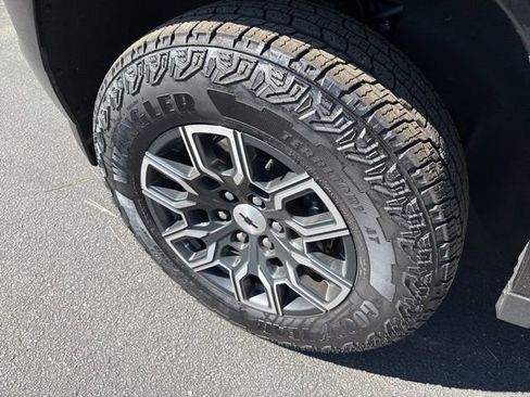 Used 2026 Chevrolet Colorado Z71 w/ Z71 Convenience Package 2 image 35