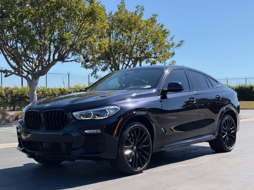 Used 2021 BMW X6 M50i w/ Executive Package AWD/4WD image 3