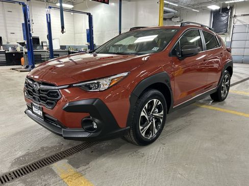 Certified 2025 Subaru Crosstrek 2.0i Premium image 4