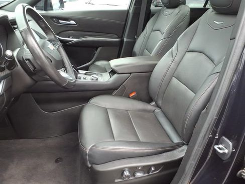 Used 2023 Cadillac XT4 Sport AWD/4WD image 5