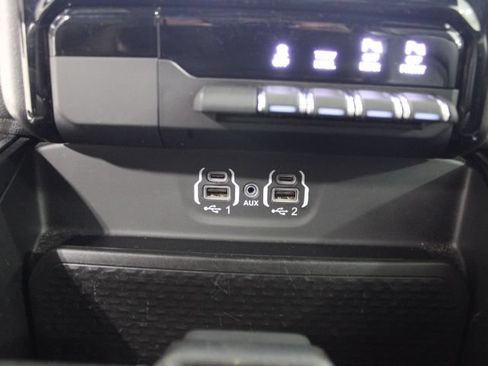 Used 2023 RAM 1500 Laramie AWD/4WD image 49