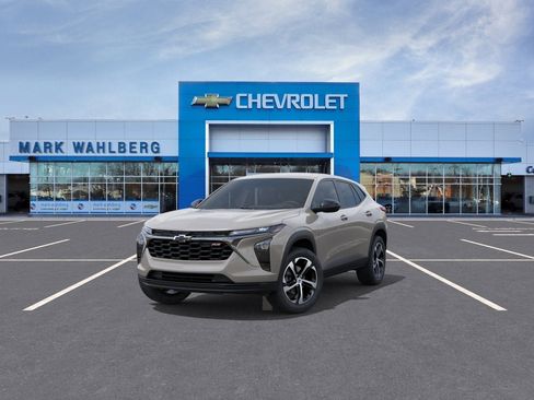New 2026 Chevrolet Trax RS w/ Driver Confidence Package FWD image 32