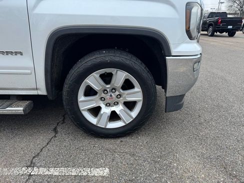 Used 2016 GMC Sierra 1500 SLE w/ SLE Value Package image 9