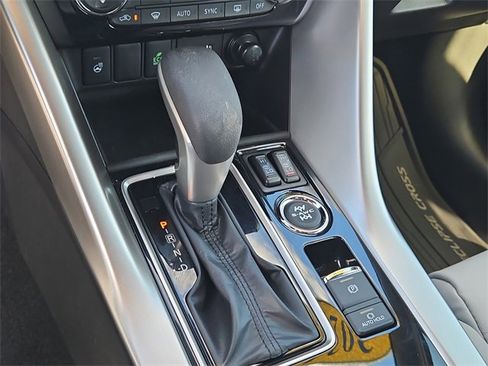 Used 2024 Mitsubishi Eclipse Cross SEL image 28