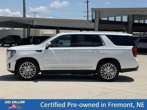 Used 2024 GMC Yukon Denali w/ Denali Reserve Package AWD/4WD image 9