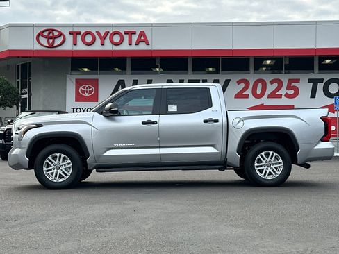 New 2026 Toyota Tundra SR5 image 2