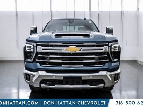 Used 2024 Chevrolet Silverado 2500 LTZ w/ LTZ Convenience Package image 41