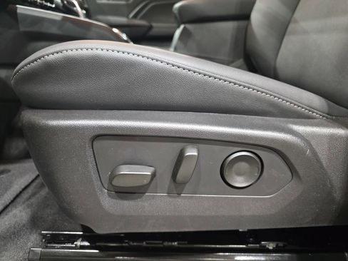 New 2026 GMC Canyon Elevation w/ Convenience Package RWD image 29