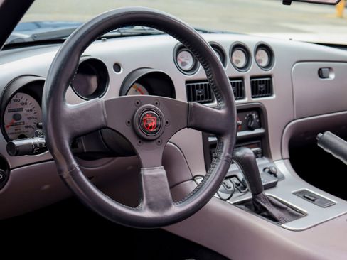 Used 1995 Dodge Viper RT/10 image 78
