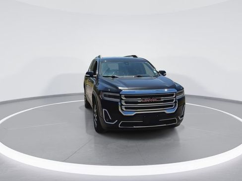 Used 2023 GMC Acadia SLT AWD/4WD image 3