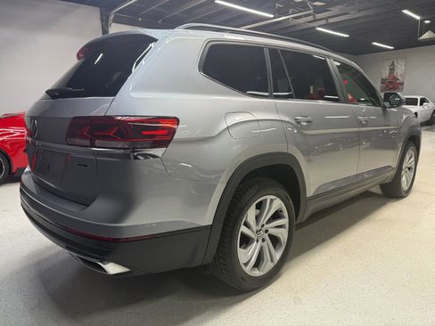 Used 2021 Volkswagen Atlas SE image 11