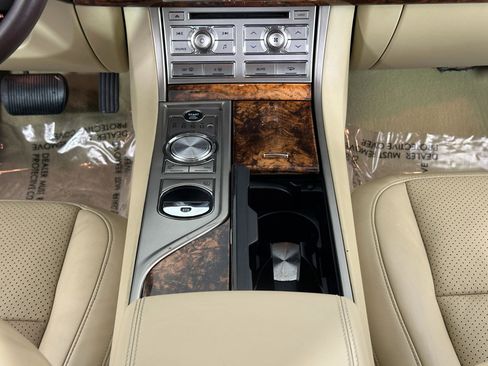 Used 2009 Jaguar XF Premium image 35