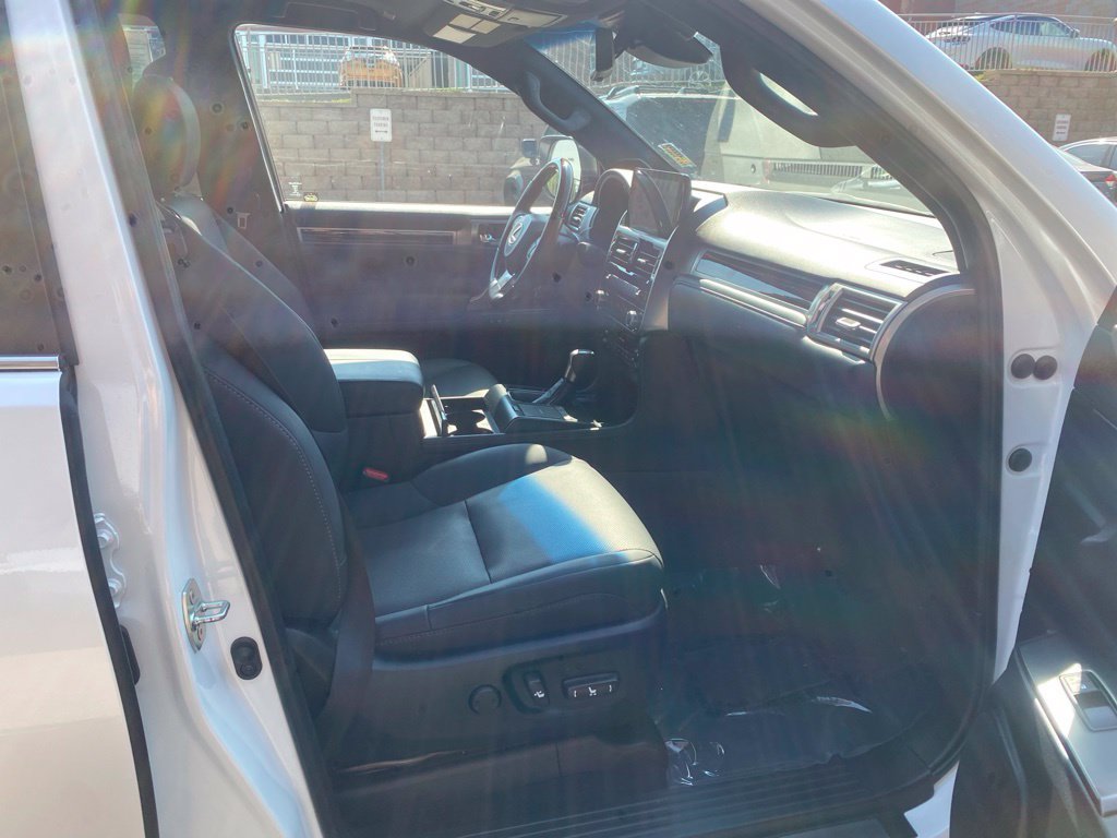 Used 2023 Lexus GX 460 Premium w/ Premium Plus Package AWD/4WD image 14