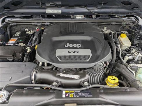 Used 2017 Jeep Wrangler Unlimited Sport image 20