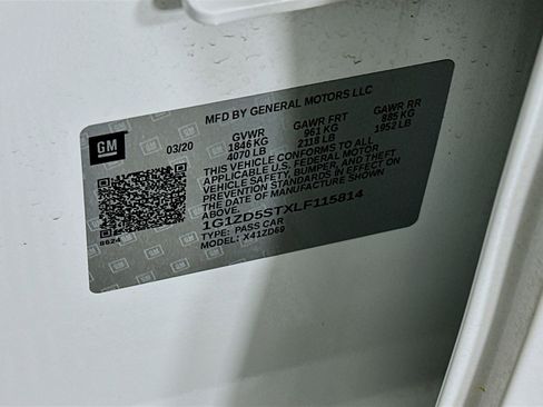 Used 2020 Chevrolet Malibu LT image 12