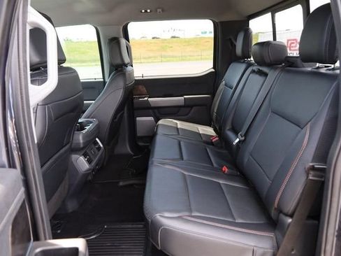 Used 2022 Ford F150 Lariat AWD/4WD image 9