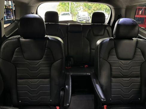 Used 2020 Kia Telluride SX w/ SX Prestige Package image 19