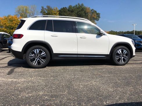 New 2026 Mercedes-Benz GLB 250 4MATIC image 8