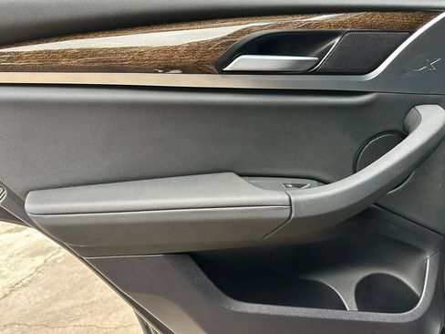 Used 2019 BMW X3 xDrive30i w/ Driving Assistance Package image 11