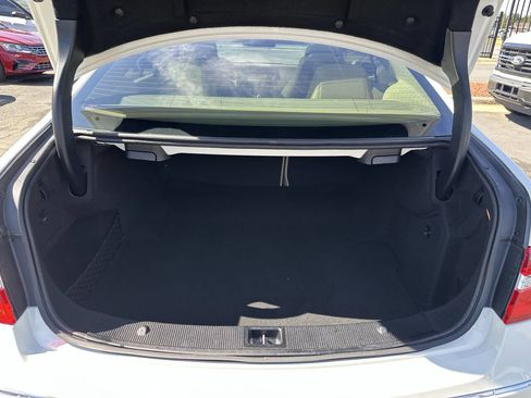 Used 2010 Mercedes-Benz E 350 Coupe image 9