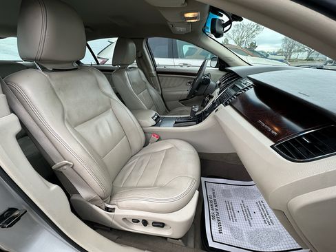 Used 2011 Ford Taurus Limited w/ 301A Rapid Spec Order Code FWD image 21