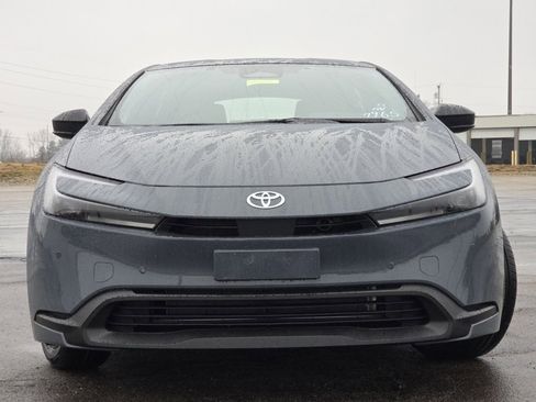 New 2026 Toyota Prius LE image 3