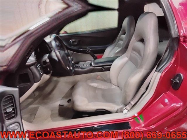 Used 2001 Chevrolet Corvette Coupe w/ Preferred Equipment Group2 RWD image 11