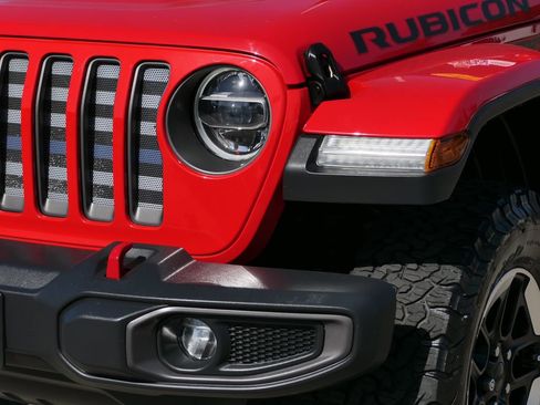 Used 2021 Jeep Wrangler Unlimited Rubicon AWD/4WD image 8