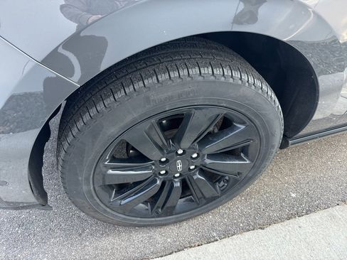 Used 2023 Lincoln Navigator Black Label image 8