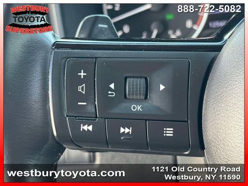 Used 2023 Nissan Rogue SV w/ SV Premium Package AWD/4WD image 22