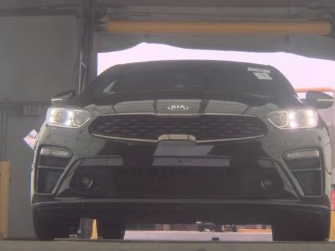 Used 2020 Kia Forte GT-Line FWD image 7